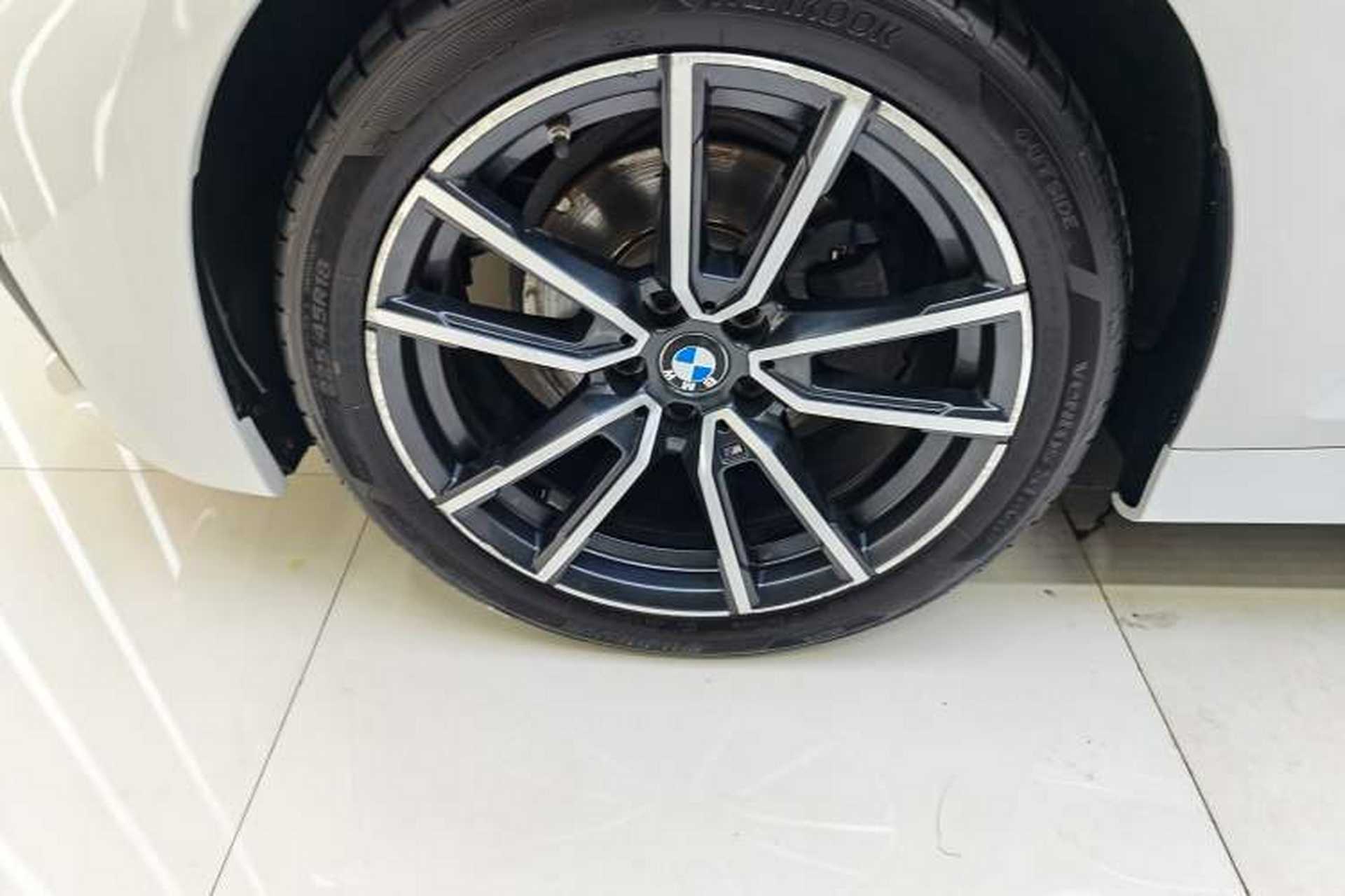Used BMW 3 Series 2021 320Li M Sport Package Exterior 4