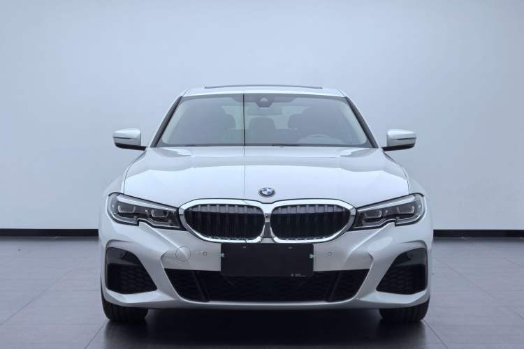 Used BMW 3 Series 2021 Restyled 325Li M Sport Package Exterior 4
