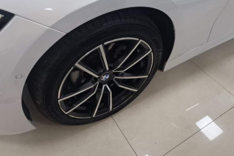 Used BMW 3 Series 2021 325Li M Sport Package Exterior 4
