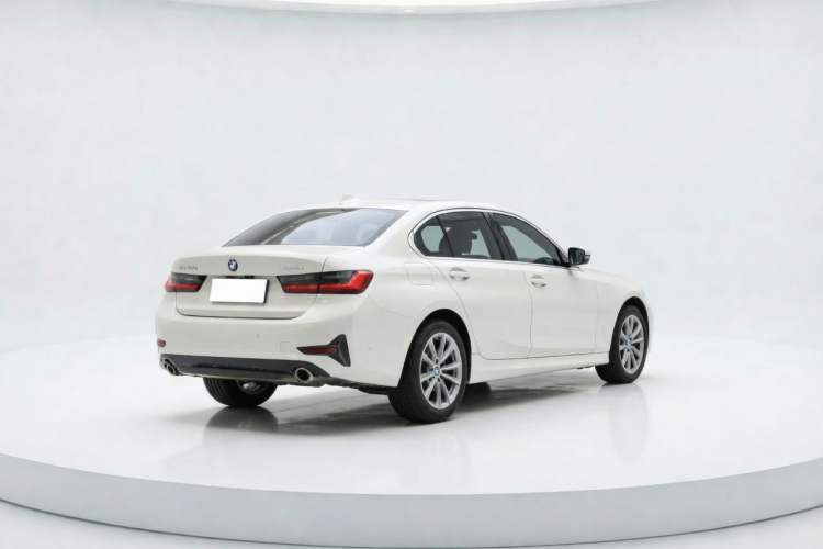 Used BMW 3 Series 2021 Restyled 320i Sport Package Exterior 4