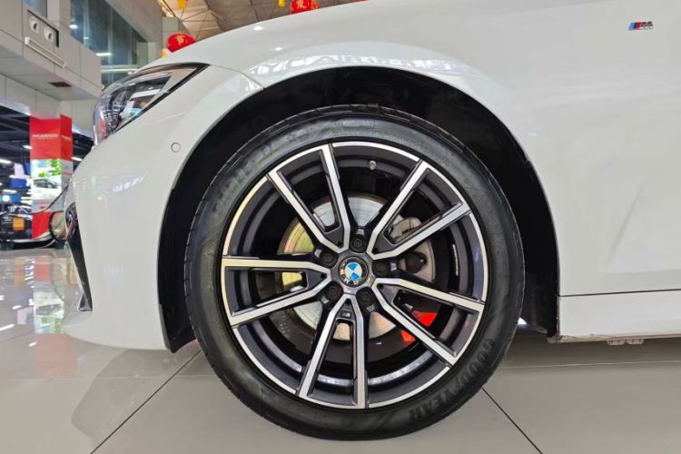 Used BMW 3 Series 2021 Restyled 325Li M Sport Package Exterior 4
