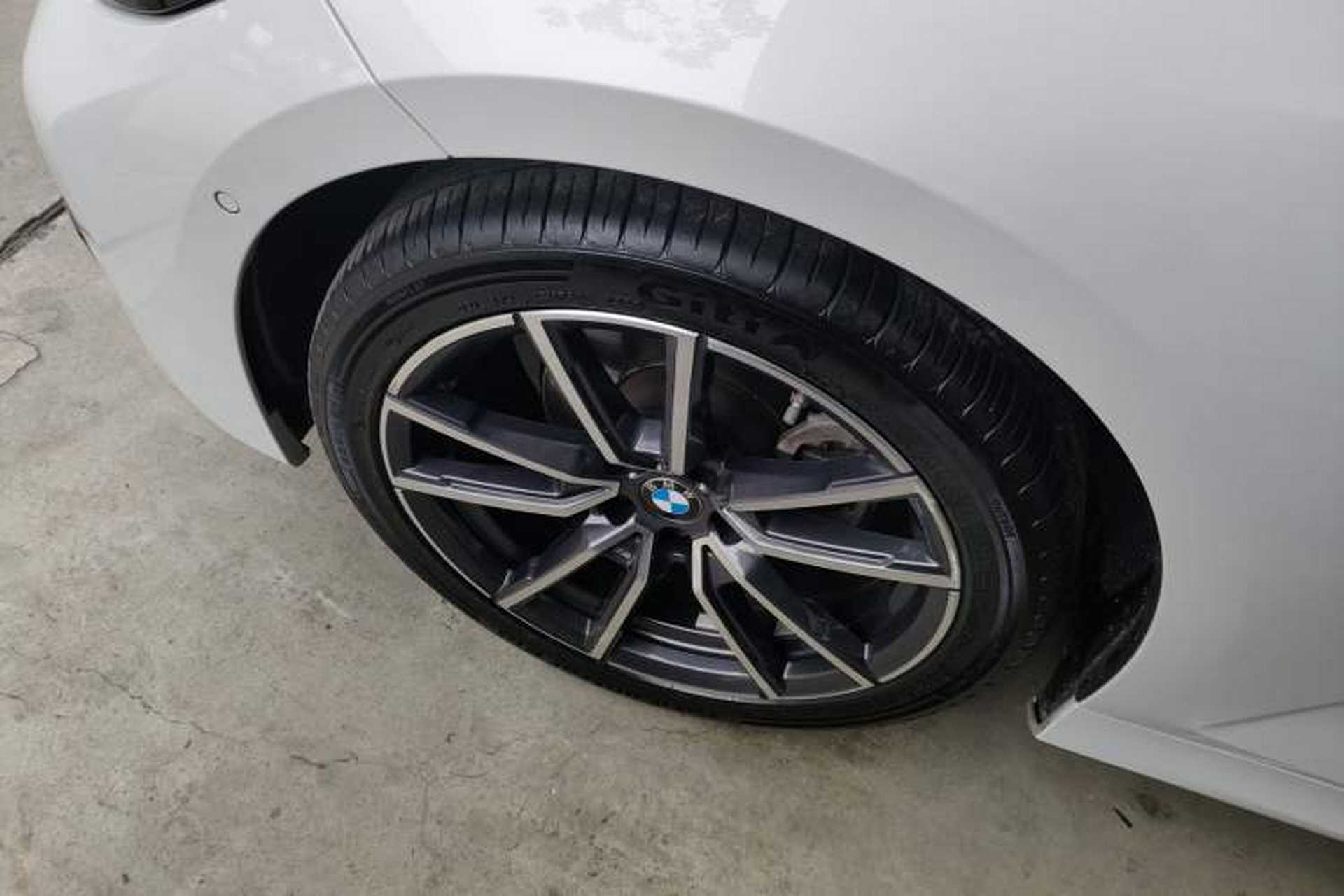 Used BMW 3 Series 2021 Second Facelift 325Li M Sport Package Exterior 4