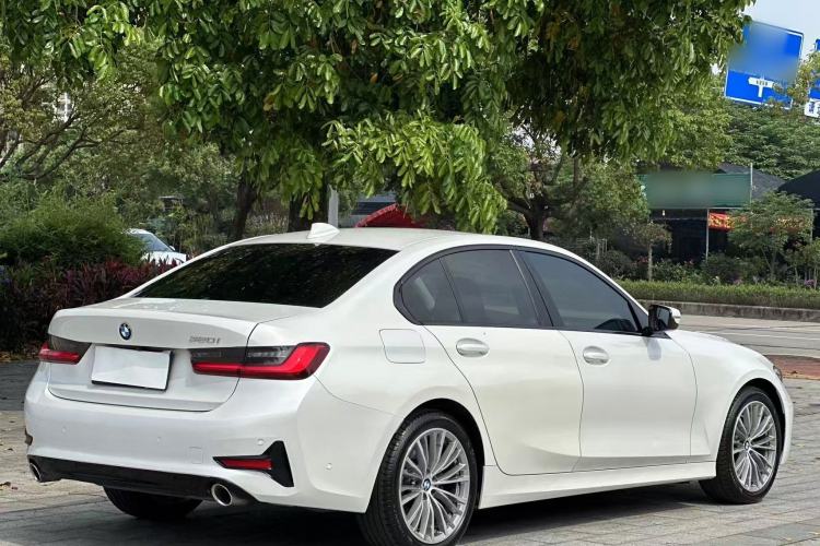Used BMW 3 Series 2021 320i Sport Package Exterior 5