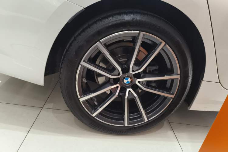 Used BMW 3 Series 2021 Facelifted 320Li M Sport Package Exterior 5