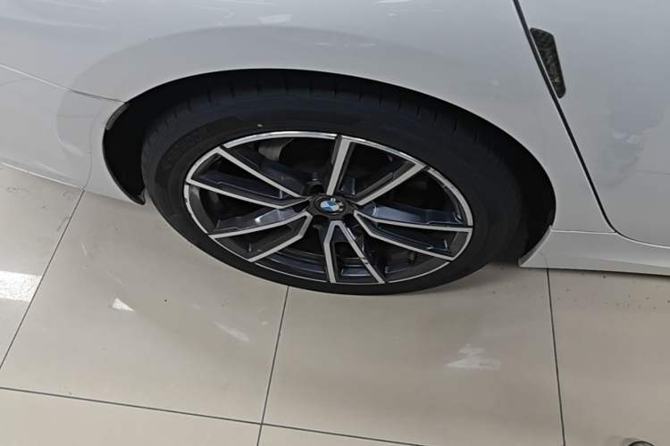 Used BMW 3 Series 2021 Facelifted 320Li M Sport Package Exterior 5