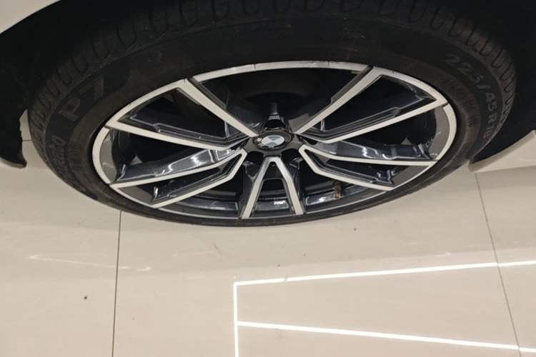 Used BMW 3 Series 2021 Facelifted 320Li M Sport Package Exterior 5