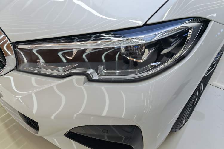 Used BMW 3 Series 2021 320Li M Sport Package Exterior 5