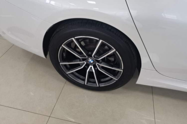 Used BMW 3 Series 2021 325Li M Sport Package Exterior 5