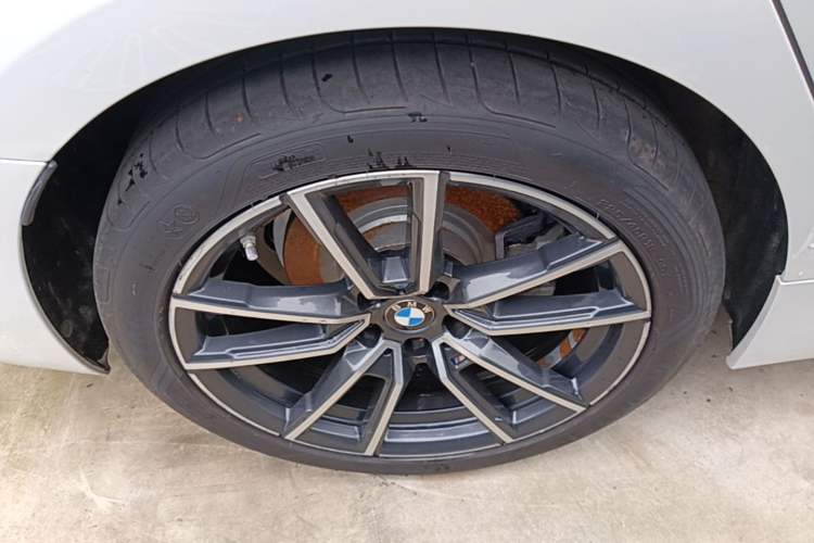 Used BMW 3 Series 2021 Facelifted 320Li M Sport Package Exterior 5