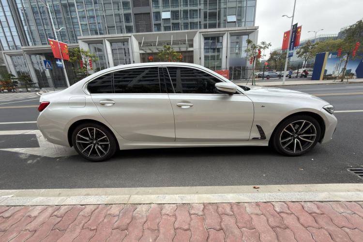 Used BMW 3 Series 2021 Second Facelift 325Li M Sport Package Exterior 6