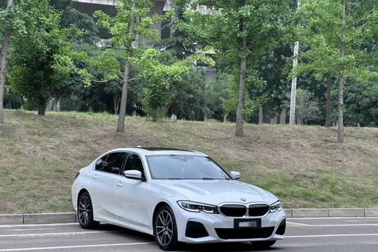 Used BMW 3 Series 2021 Restyled 325Li M Sport Package Exterior 6