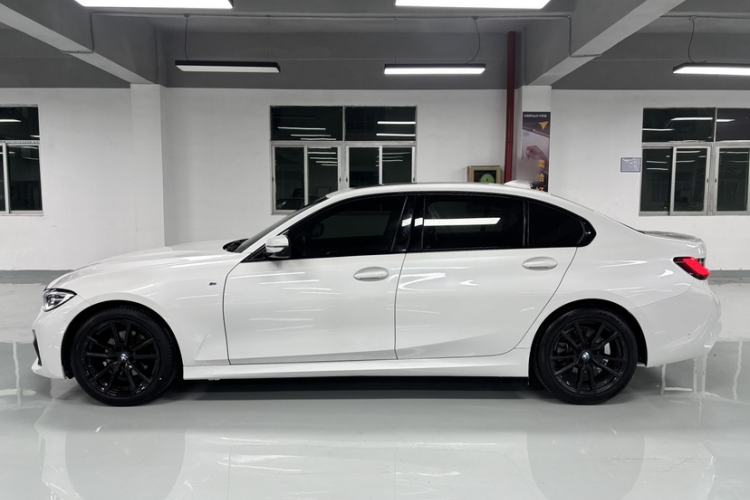 Used BMW 3 Series 2021 Restyled 325Li M Sport Package Exterior 6