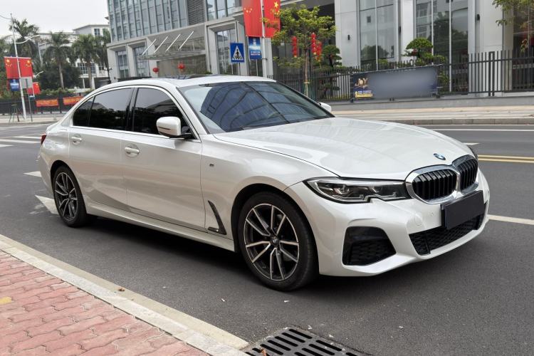 Used BMW 3 Series 2021 Second Facelift 325Li M Sport Package Exterior 7