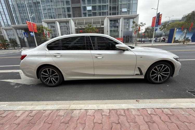 Used BMW 3 Series 2021 Second Facelift 325Li M Sport Package Exterior 7