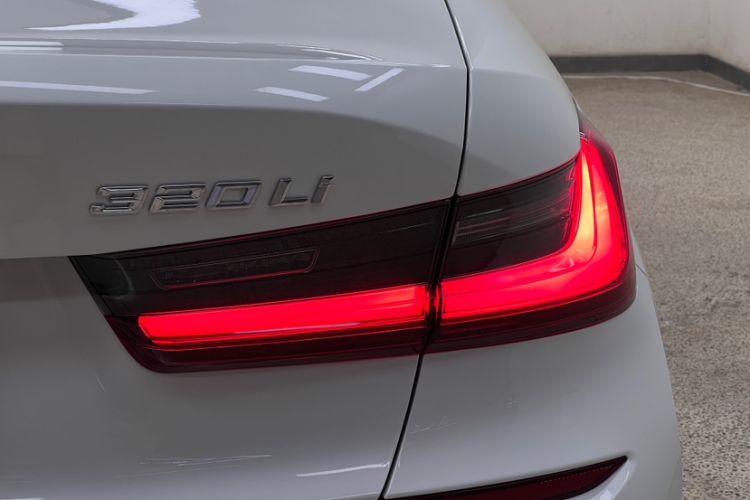 Used BMW 3 Series 2021 320Li M Sport Package Exterior 7