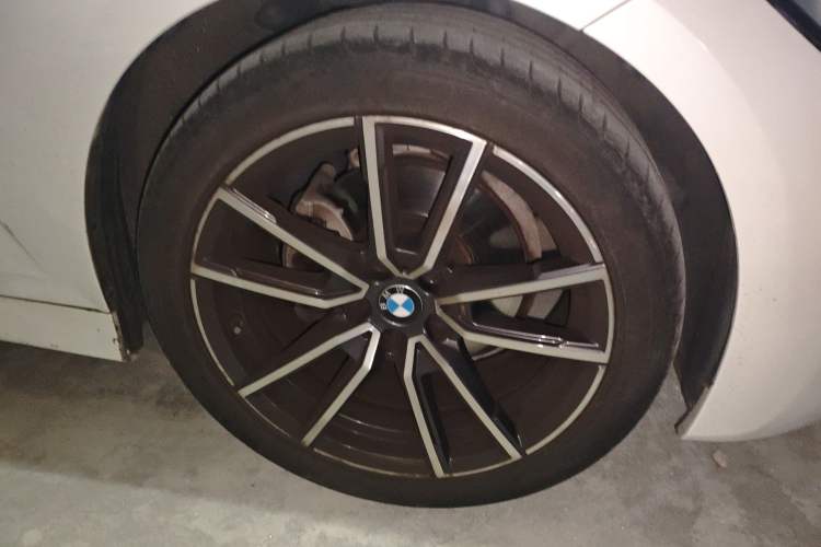 Used BMW 3 Series 2021 Facelifted 320Li M Sport Package Exterior 7
