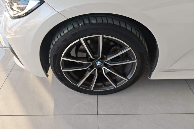 Used BMW 3 Series 2021 Facelifted 320Li M Sport Package Exterior 7