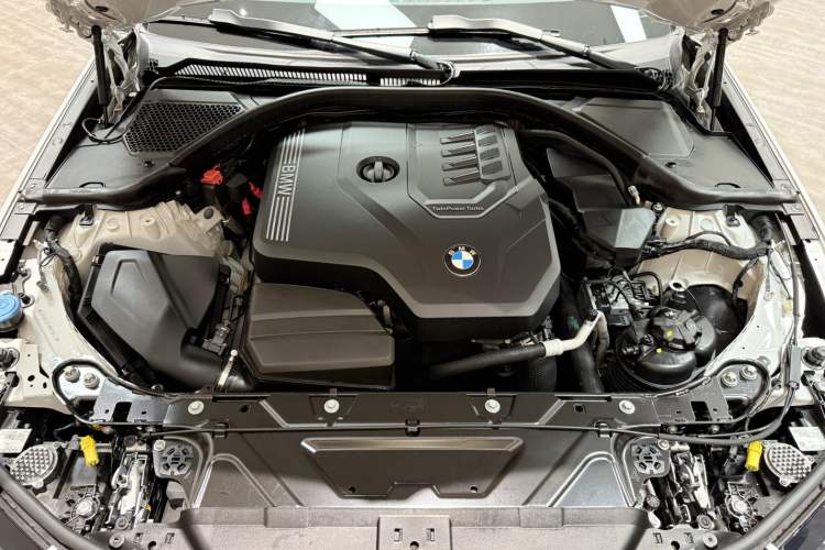 Used BMW 3 Series 2021 Restyled 325Li M Sport Package Exterior 7