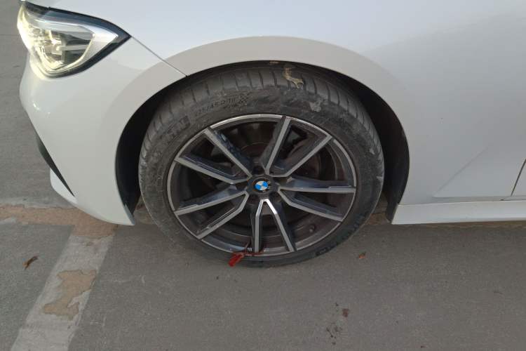 Used BMW 3 Series 2021 Facelifted 320Li M Sport Package Exterior 7
