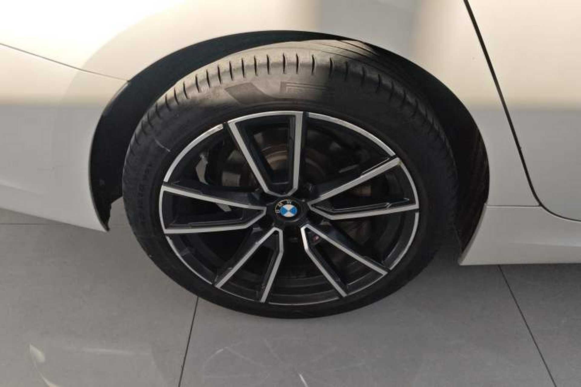 Used BMW 3 Series 2021 Facelifted 320Li M Sport Package Exterior 8