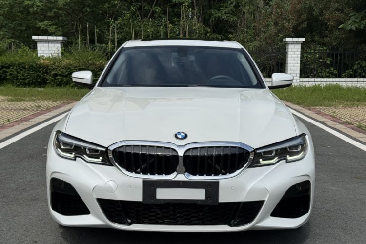 Used BMW 3 Series 2021 Second Facelift 320Li M Sport Package Exterior 9