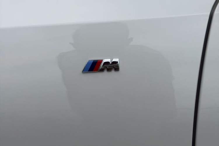 Used BMW 3 Series 2021 Restyled 325Li M Sport Package Exterior 9