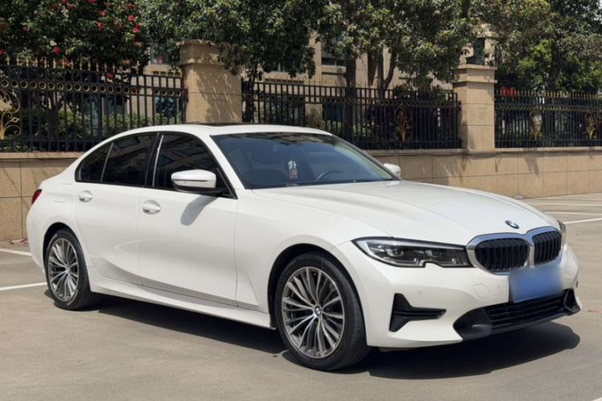 Used BMW 3 Series 2021 Restyled 320i Sport Package Exterior 9