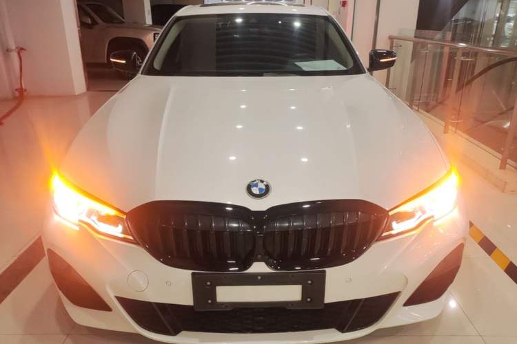 Used BMW 3 Series 2021 325i M Sport Night Edition package Front