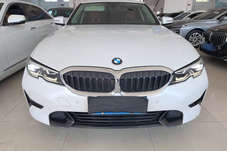 Used BMW 3 Series 2021 320i Sport Package Front