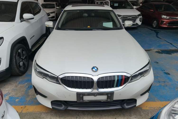 Used BMW 3 Series 2021 320i Sport Package Front