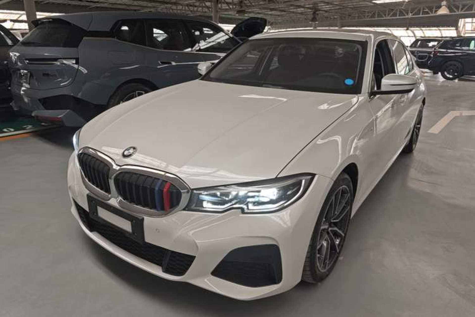 Used BMW 3 Series 2021 Facelifted 320Li M Sport Package Front Left 45 Deg
