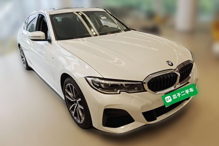 Used BMW 3 Series 2021 Facelifted 320Li M Sport Package Front Right 45 Deg