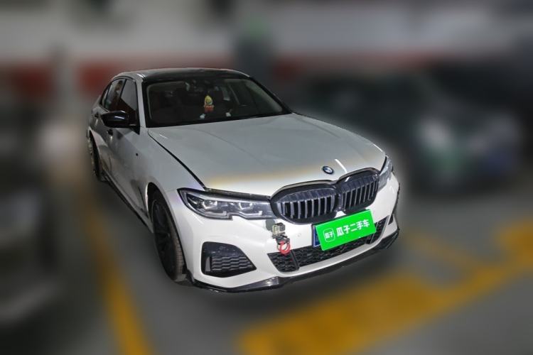 Used BMW 3 Series 2021 Second Facelift 325Li M Sport Package Front Right 45 Deg