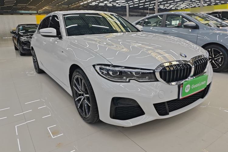 Used BMW 3 Series 2021 320Li M Sport Package Front Right 45 Deg