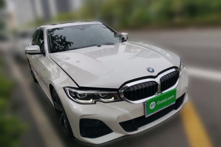 Used BMW 3 Series 2021 Restyled 325i M Sport Package Front Right 45 Deg