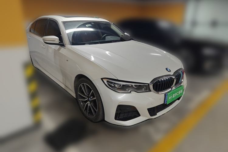 Used BMW 3 Series 2021 Second Facelift 325Li M Sport Package Front Right 45 Deg