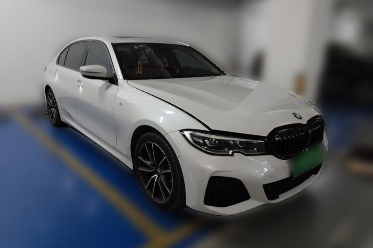 Used BMW 3 Series 2021 325Li xDrive M Sport Package Front Right 45 Deg