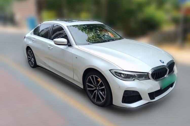 Used BMW 3 Series 2021 Second Facelift 325Li M Sport Package Front Right 45 Deg