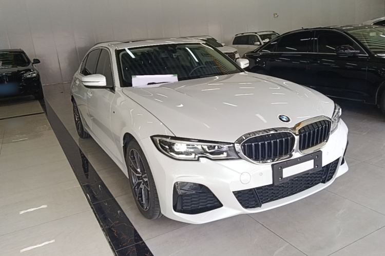 Used BMW 3 Series 2021 Restyled 325Li M Sport Package Front Right 45 Deg