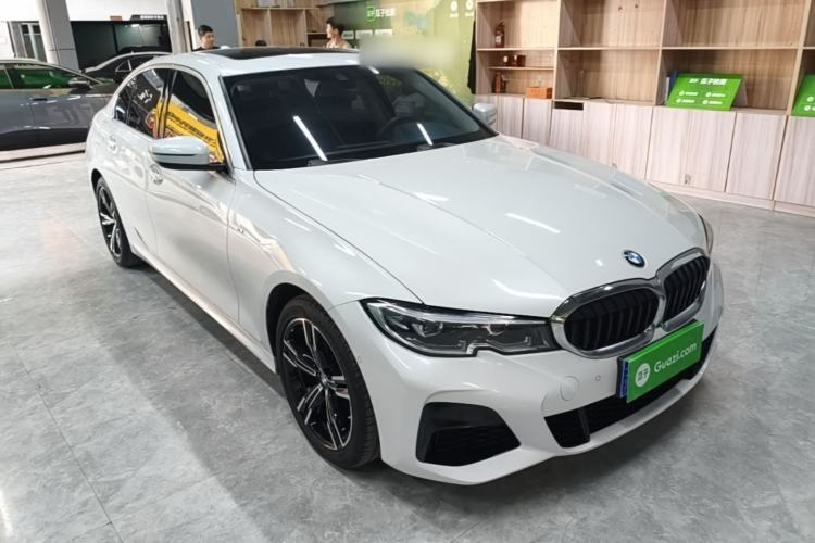 Used BMW 3 Series 2021 Restyled 325i M Sport Package Front Right 45 Deg