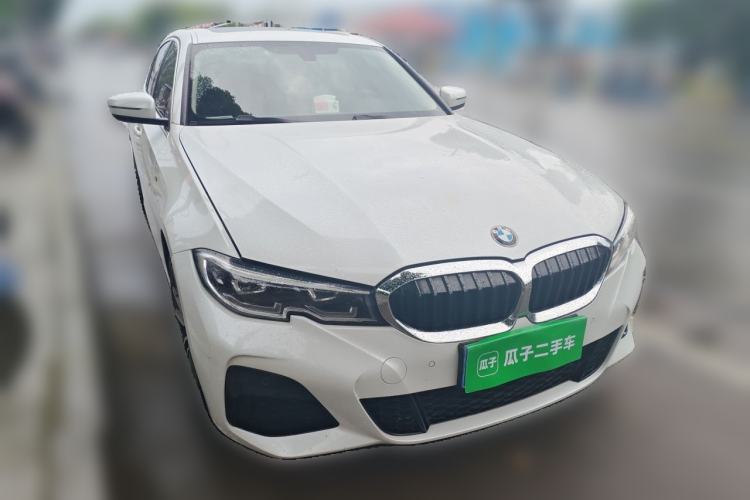 Used BMW 3 Series 2021 Facelifted 320Li M Sport Package Front Right 45 Deg