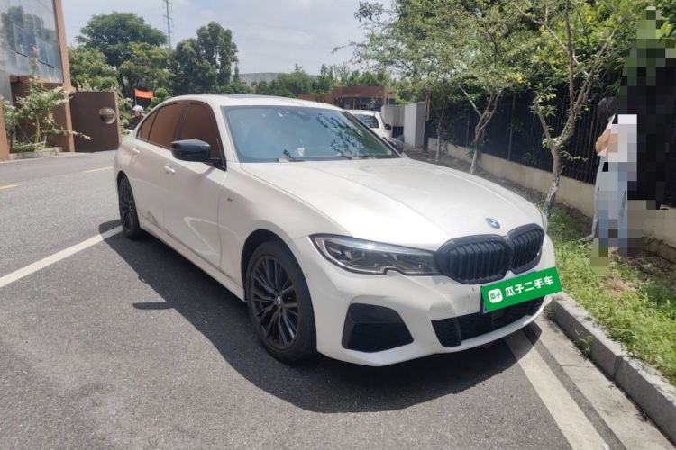 Used BMW 3 Series 2021 Restyled 330Li xDrive M Sport Night Edition Package Front Right 45 Deg