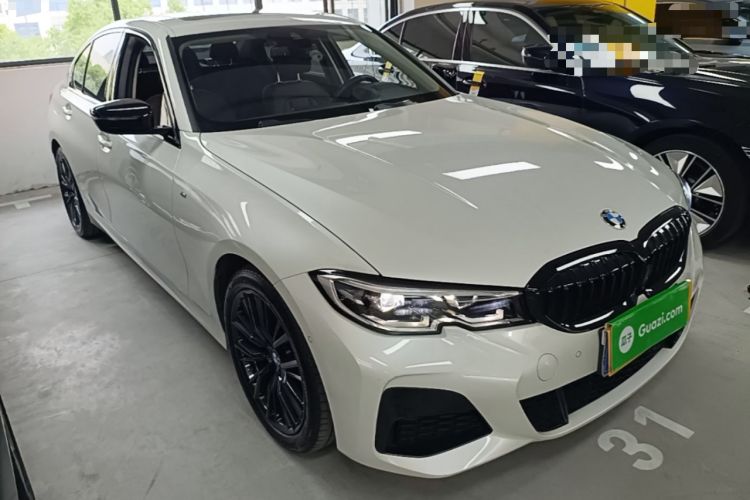 Used BMW 3 Series 2021 Second Facelift 325i M Sport Night Edition Package Front Right 45 Deg