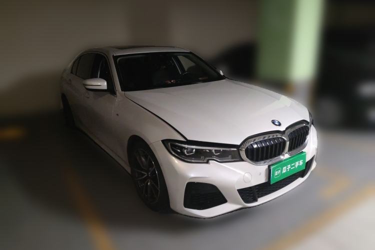 Used BMW 3 Series 2021 Second Facelift 325Li M Sport Package Front Right 45 Deg