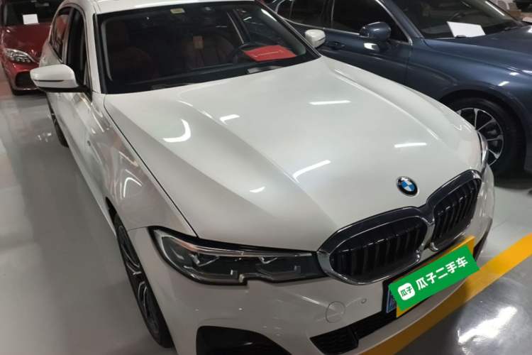 Used BMW 3 Series 2021 Facelifted 320Li M Sport Package Front Right 45 Deg