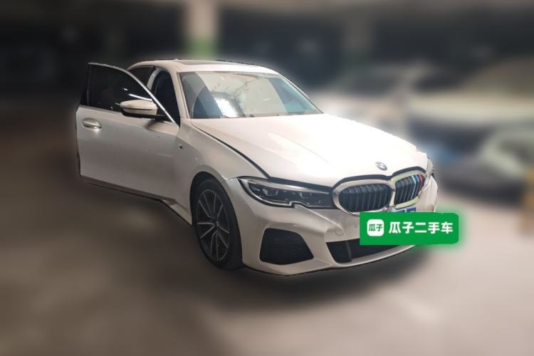 Used BMW 3 Series 2021 325Li M Sport Package Front Right 45 Deg