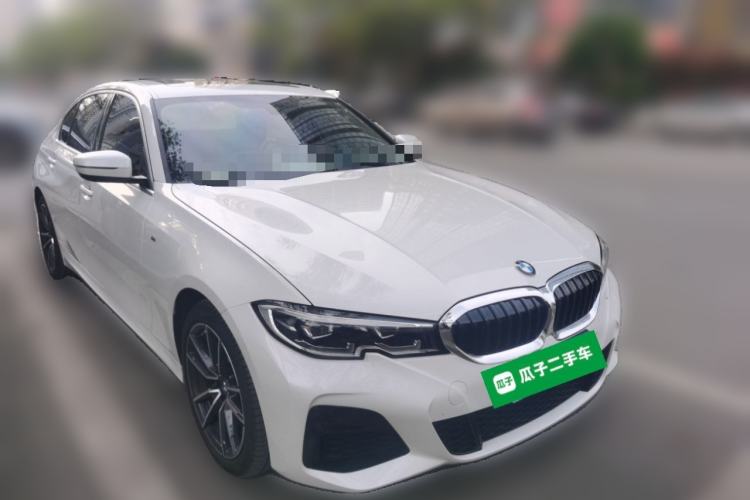 Used BMW 3 Series 2021 Facelifted 320Li M Sport Package Front Right 45 Deg