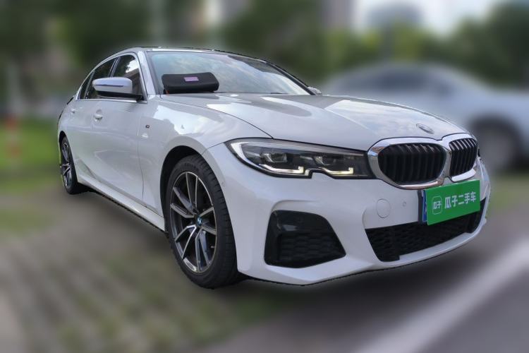 Used BMW 3 Series 2021 Facelifted 320Li M Sport Package Front Right 45 Deg