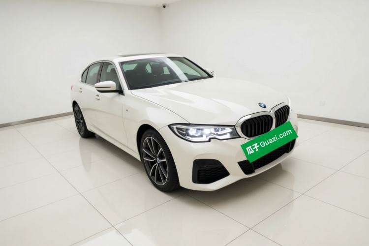 Used BMW 3 Series 2021 Facelifted 320Li M Sport Package Front Right 45 Deg