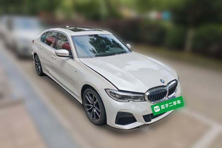 Used BMW 3 Series 2021 Facelifted 320Li M Sport Package Front Right 45 Deg